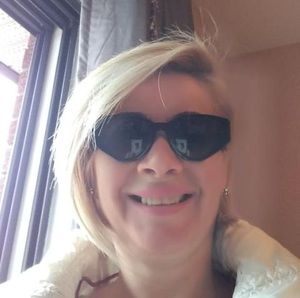 Meet your Posher, Hoda